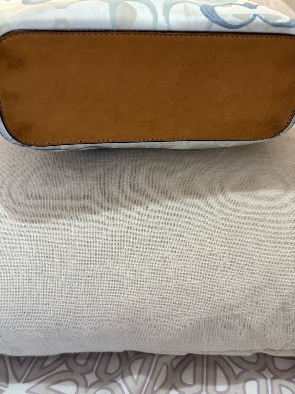Coach Light Blue & White Signature Shoulder Bag with Tan Trim - Picture 3 of 9